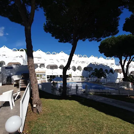 Beautiful House In Elviria, With 2 Bedrooms, 2 Swimming Pools, Sauna, Jacuzzi, Gym, Wifi Holiday home